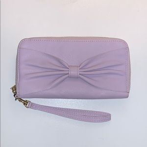 Lavender Clutch Wallet with Phone Holder